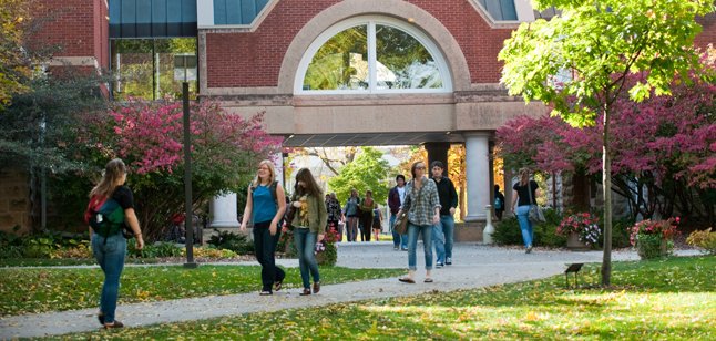 Incoming Exchange Students - Center for Study Away - Macalester College